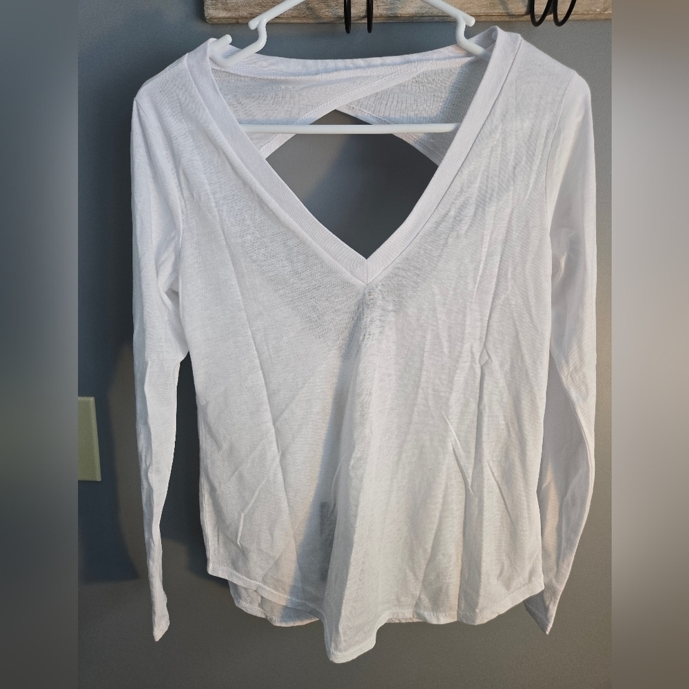 Chaser Women's Long Sleeve Tee - White, SMALL